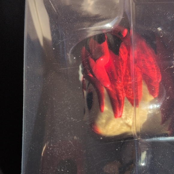 YUNGBLUD Funko Pop Figure with Red Hair 225 EX - Picture 4 of 9